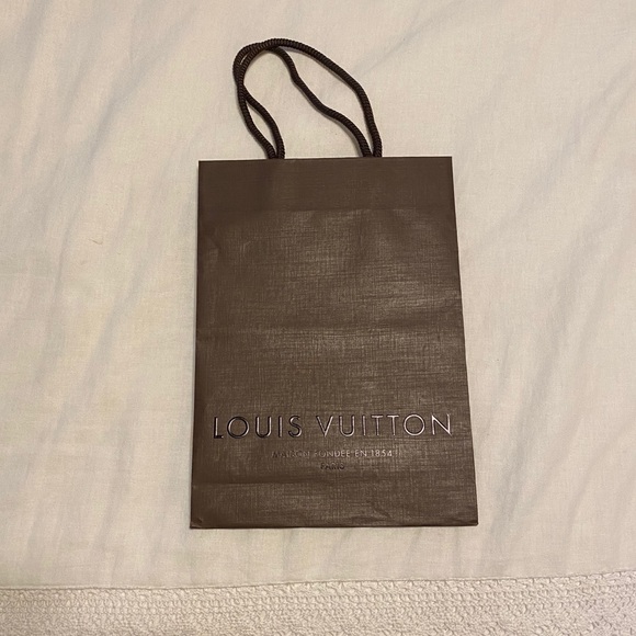 Louis Vuitton Handbags - Louis Vuitton shopping bag